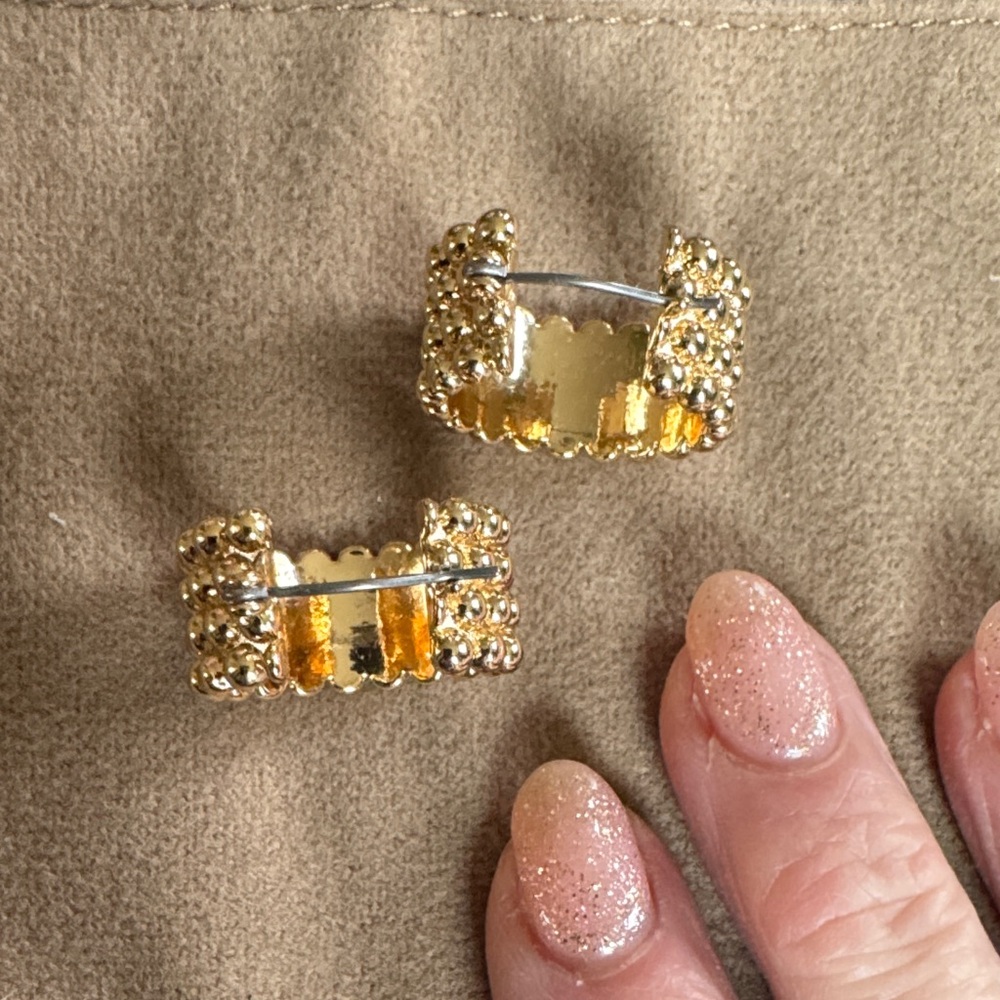 Banana Republic Factory Statement Heirloom Earrings - Picture 6 of 6